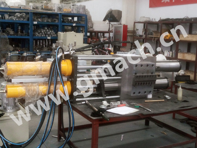 Double Piston Backflush Screen Changer with 4 Screen Cavities for Twin Screw Extruder