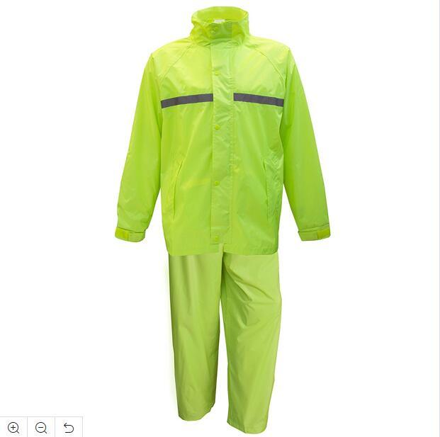 High Visibility Rain Suit with Reflective Strips Heavy Duty Polyster Raincoat