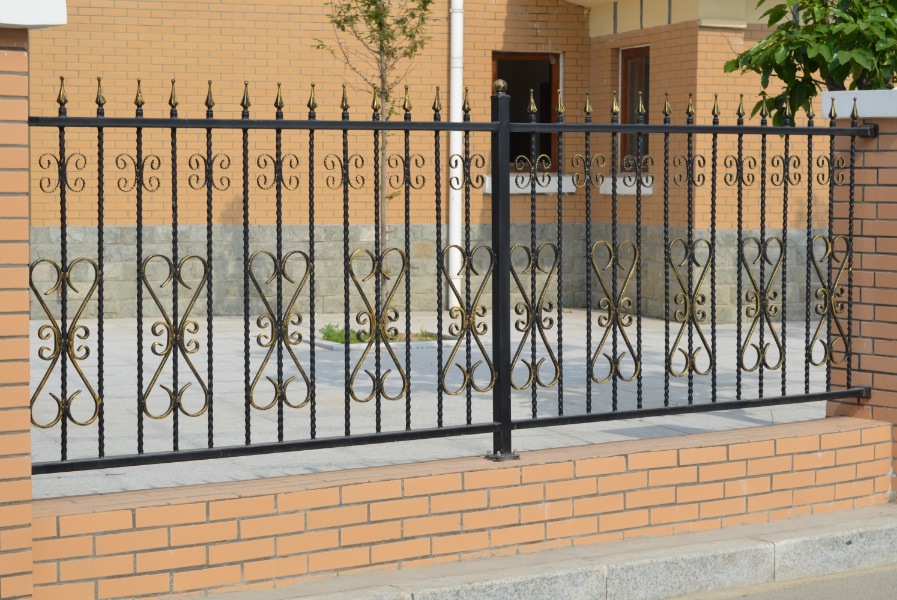 Ornamental Galvanized Steel/Aluminium Safety Fence for Bridge/River