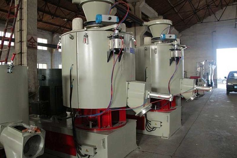 PP PE Pet Recycling Pelletizing Machine with Water-Ring Cutting System