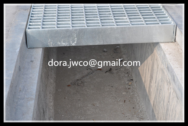 Hot DIP Galvanized Steel U Channel Grating200X90mm