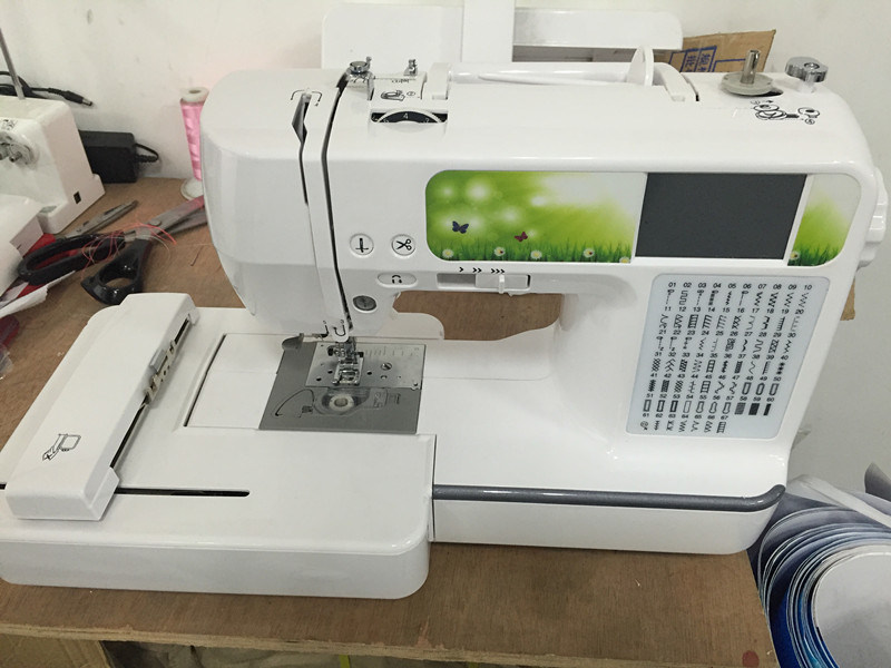 Wonyo 110*240mm Home Embroidery and Sewing Machine Wy960