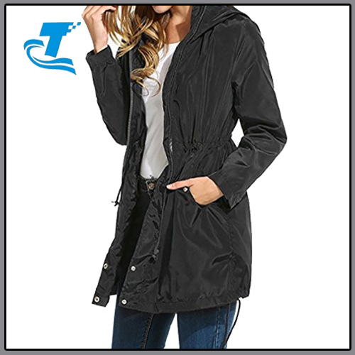 Ladies Lightweight Long Sleeve Black Windbreaker