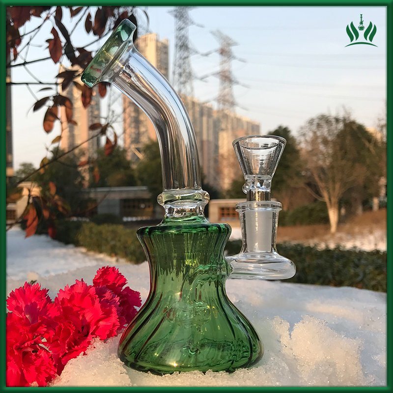 6.5 Inches Wavelike Pattern Green Mini Beaker Glass Smoking Pipe