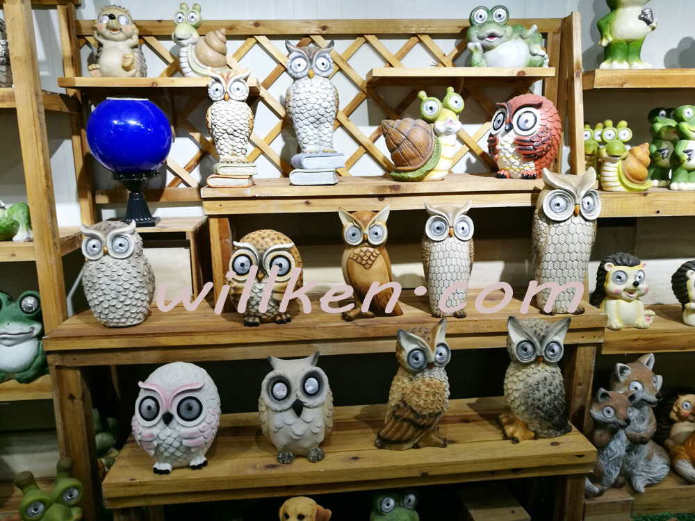 Souvenir Resin High Quality Table Christmas Decoration Owl Sculpture Made in China