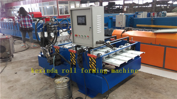 Hot Sale Roof Curving Machine