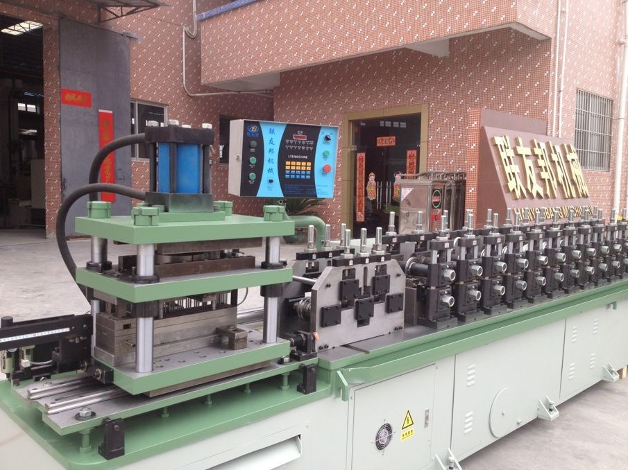 Hot Sale! High Precision Cold Heading Roll Forming Machine