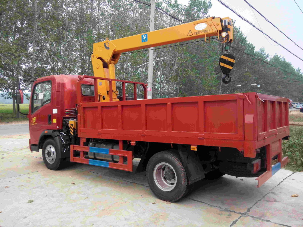 Sinotruk Light Cargo Truck with Telescopic Book 2 Ton Crane