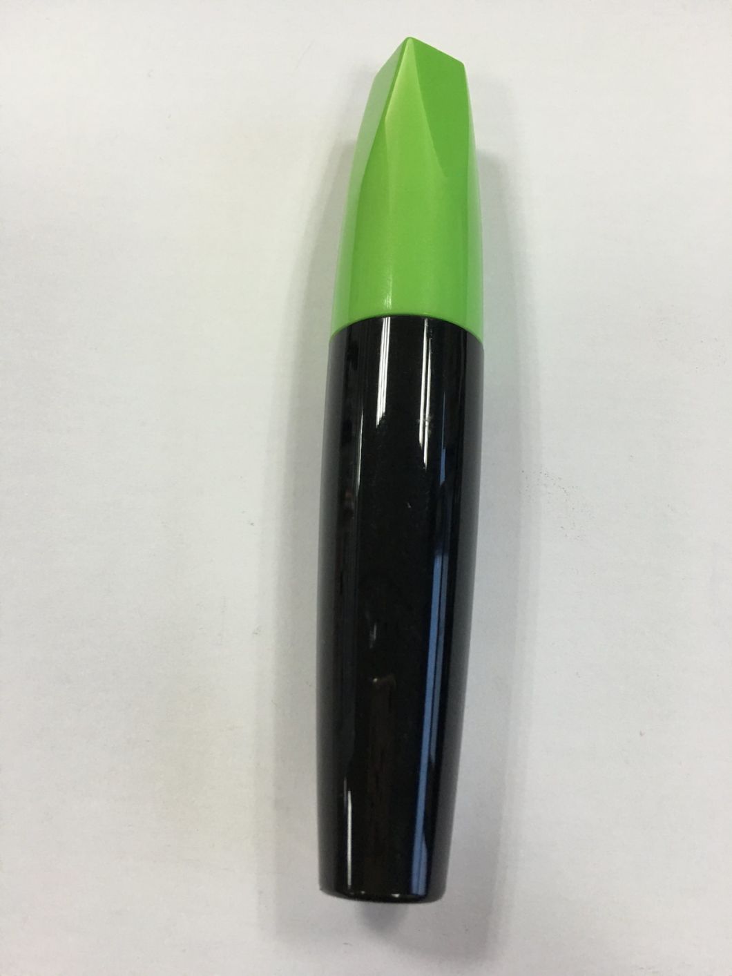 12ml Round Plastic Mascara Bottle