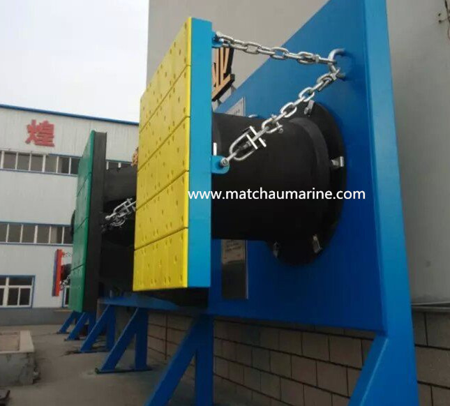 China Professional Manufacturering Super Cell Marine Rubber Fender
