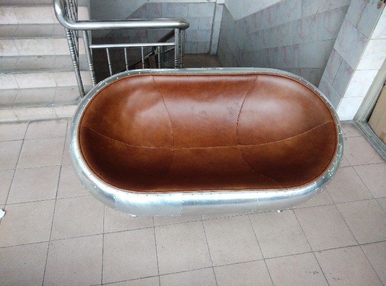 New Design Retro Aluminium Sofa