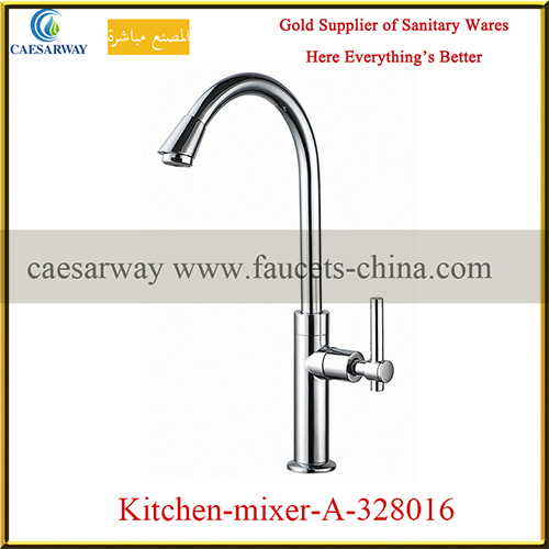 Brass Deck Mounted Pull-out Kitchen Water Mixer