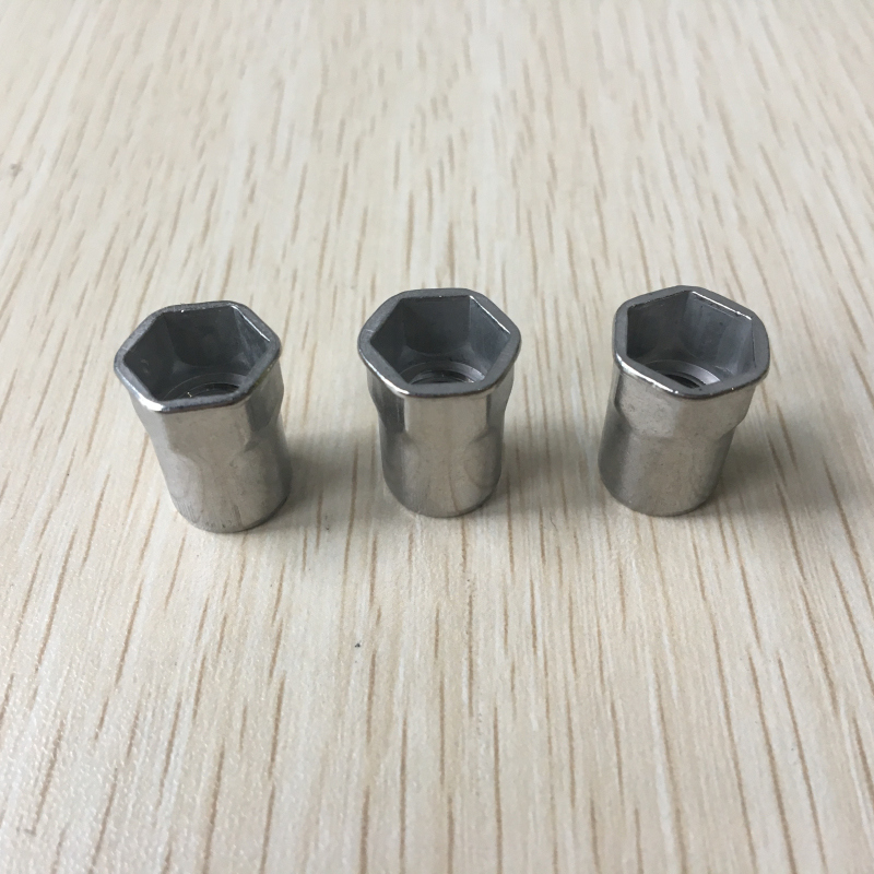Customized Countersunk Head Slotted Open End Rivet Nut
