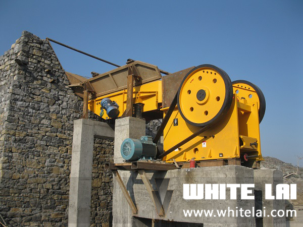 Rock Stone Jaw Crusher 3042 with Welded Body Frame (PE-30*42)