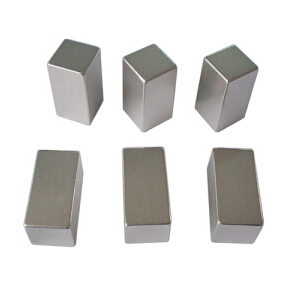 Sintered Neodymium Large Magnet (UNI-Large-magnet-oo6)
