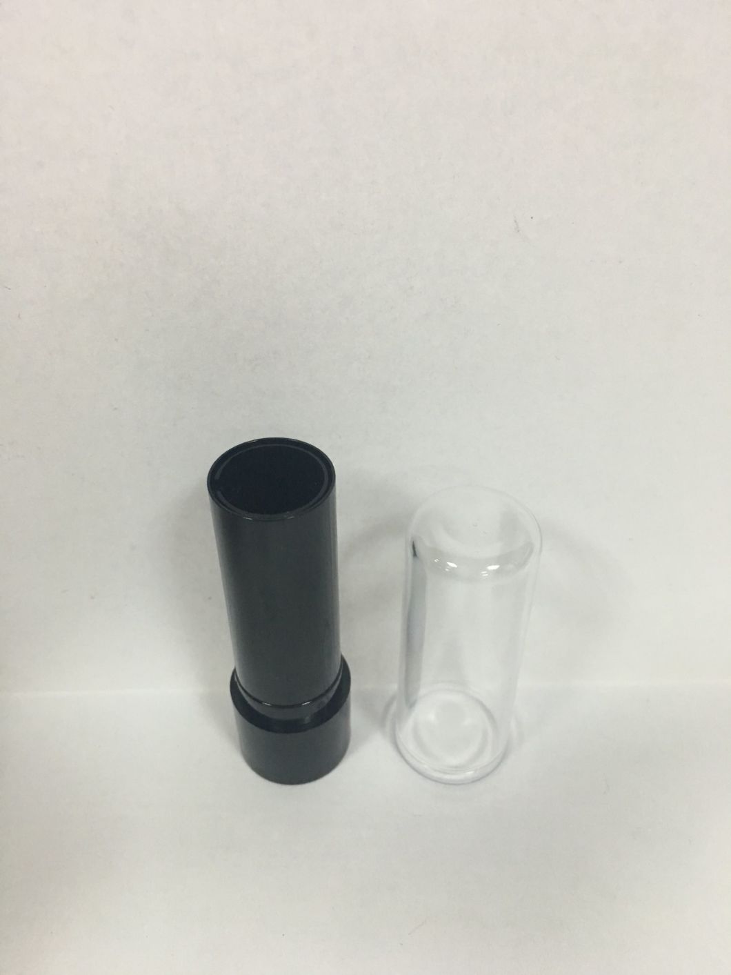 Round Plastic Lip Balm Container