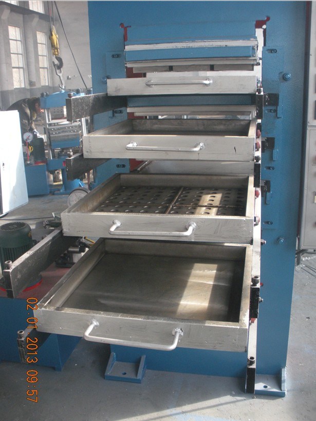 500*500mm Rubber Floor Tiles Making Machine