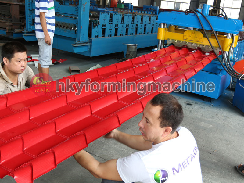 Normal Arc Color Steel Glazed Tile Roll Forming Machine