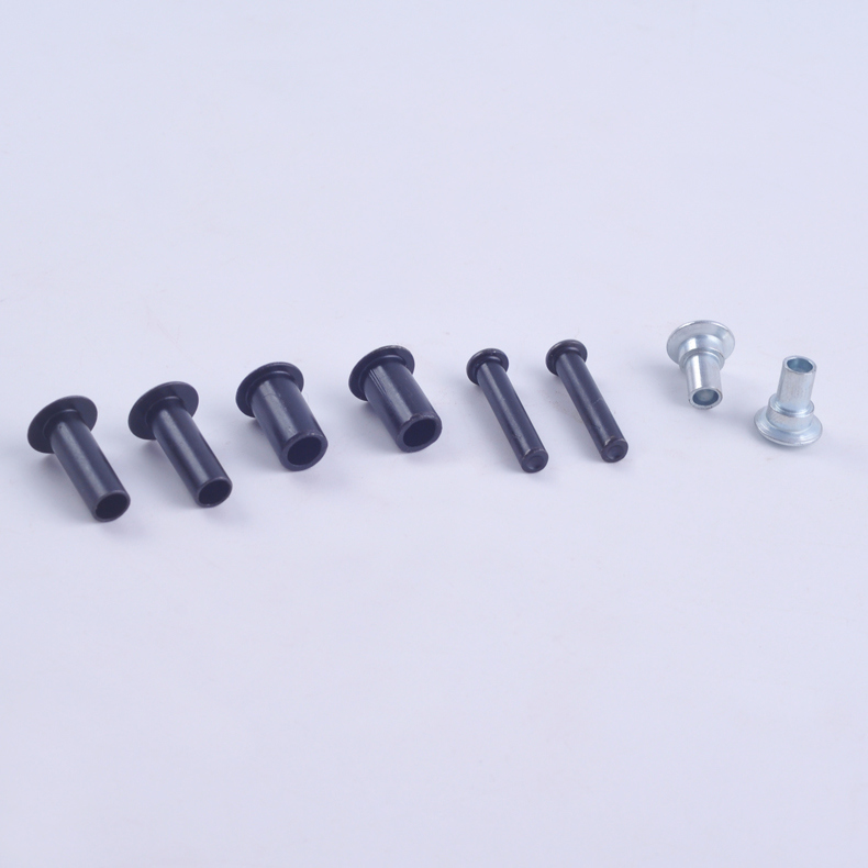 China Screw Factory Galvanized Carbon Steel Knurl Rivet