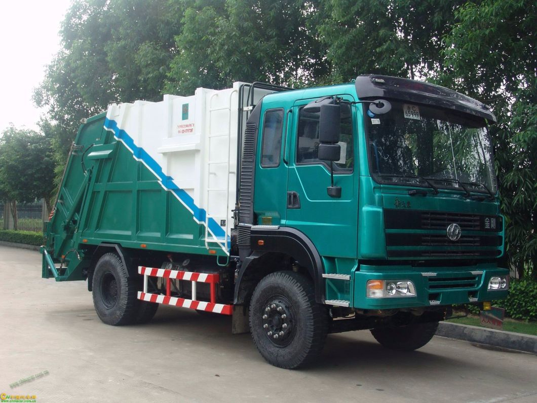 Sanitation Vehicle HOWO 210HP 4X2 10ton Rear Loaded Compactor Garbage Truck