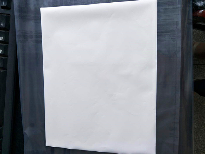 Filtres à membrane de nitrate de cellulose de 0,45 microns pour laboratoires et hôpitaux