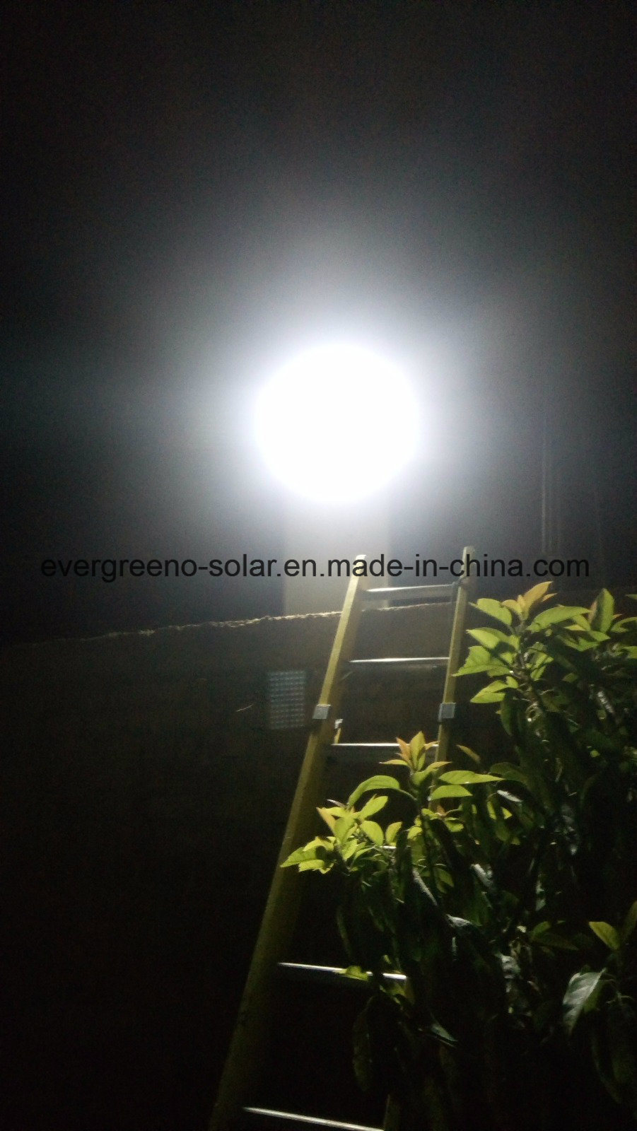 120W High Power Solar LED Street Light with Pole