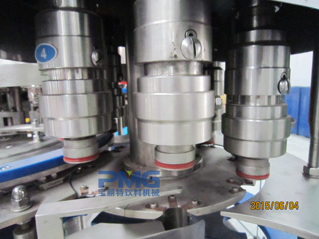Isobaric Filling Machine for Carbonated Soft Drink