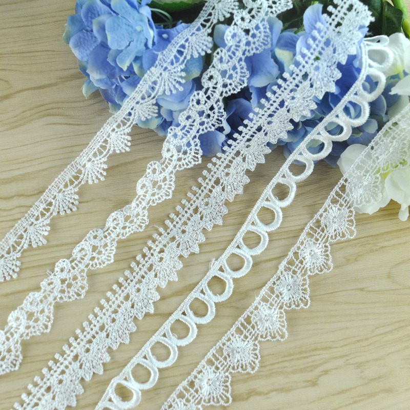 Factory Manufacturer 100% Polyester Embroidery Lace Trim/Textile Lace Trim
