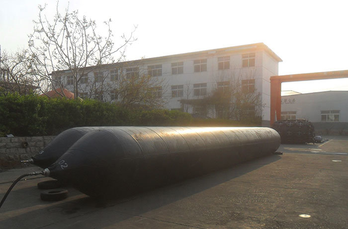 Roller Pneumatic Rubber Marine Airbag for Ship Landing