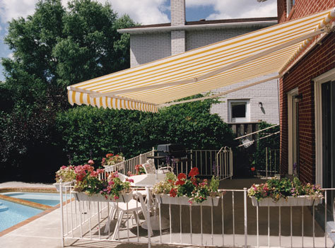 Economic Gazebo Polyester Retractable Awning (B3200)