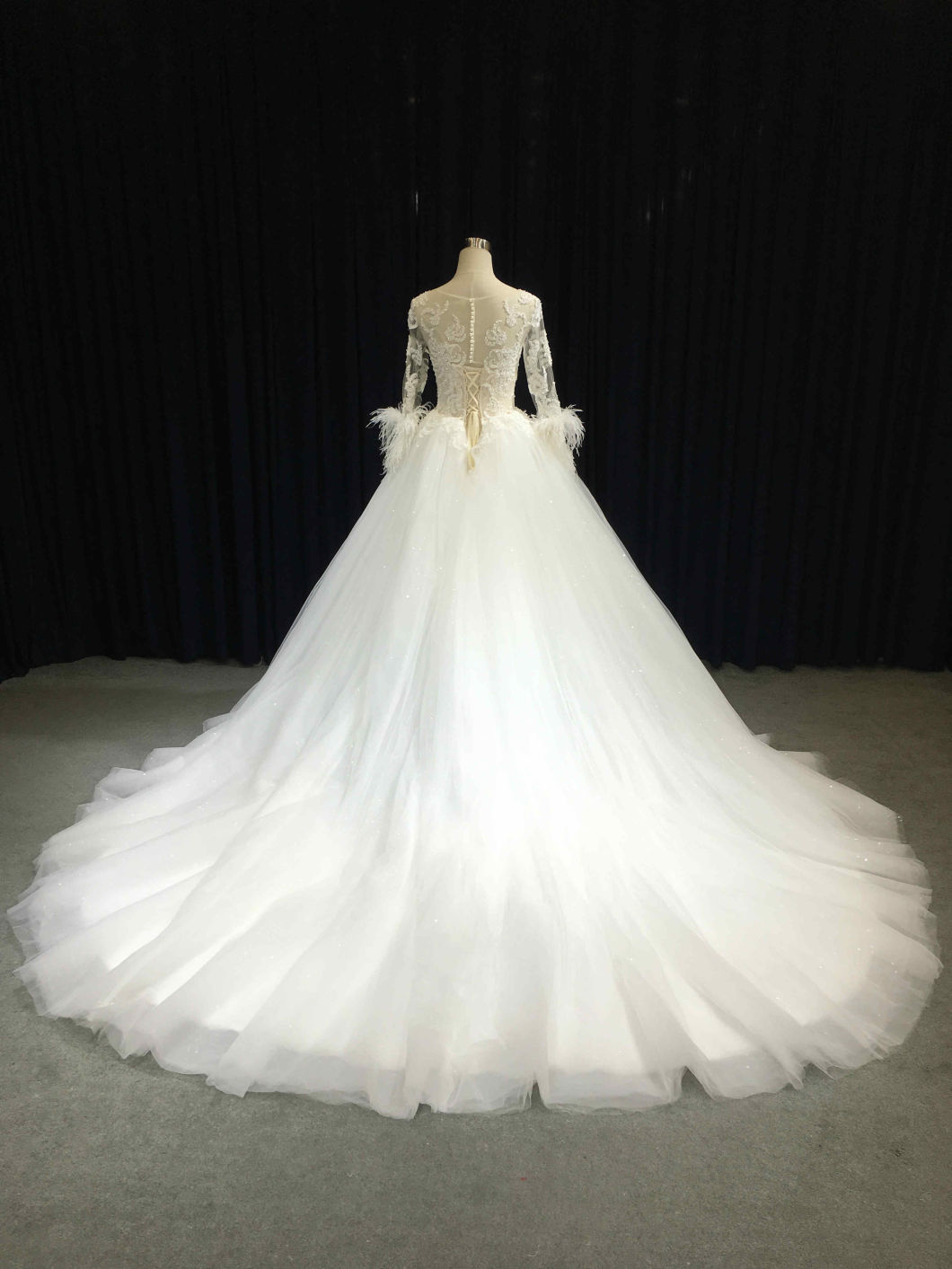 Aoliweiya Top Grade Newest Lace Wedding Dress