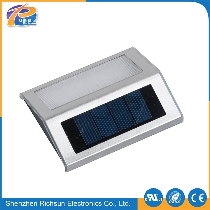 E27 12V Square Outdoor LED Solar Wall Light for Aisle