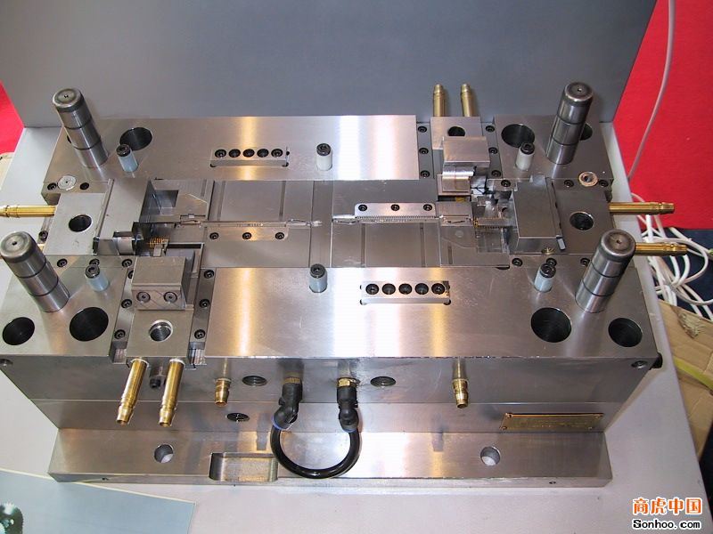 Plastic Injection Molding Products Design Manufacturer Plastic Injection Mold Plastic Mould