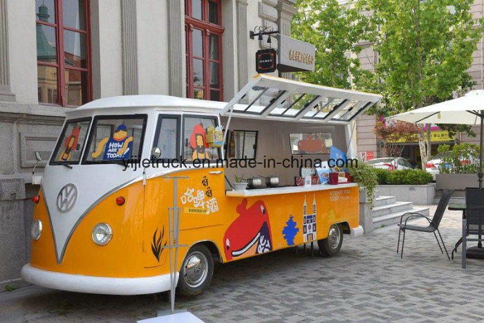 Small Mobile Food Truck, Fast Food Truck, Food Trailer with Many Equipment for Choice