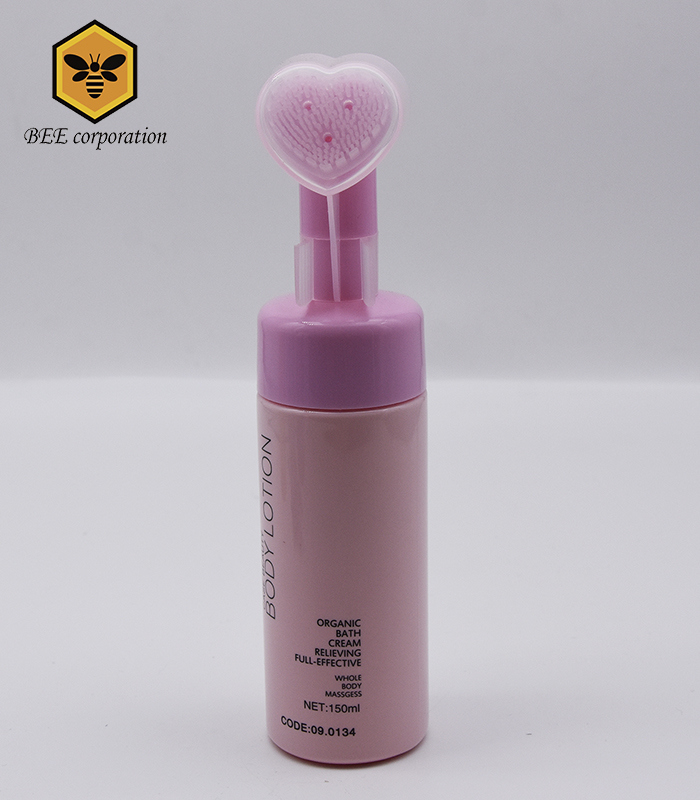 Cosmetic Plastic Bottle with Foam Pump for Packaging (BDO-4-150)