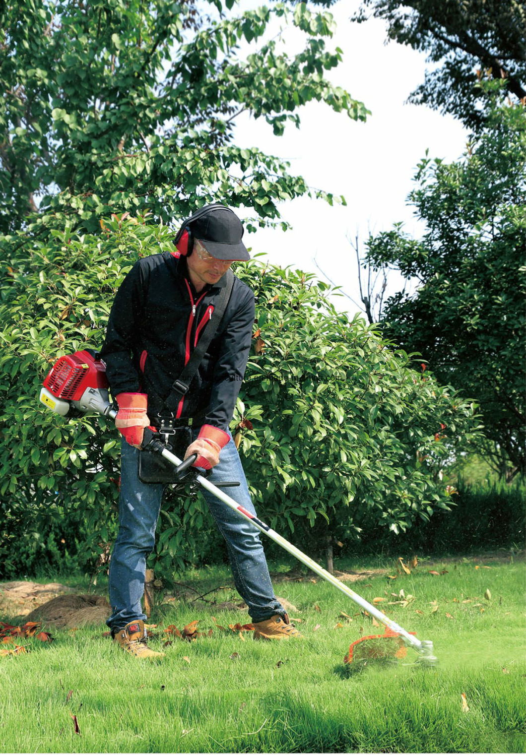 2-Stroke Gasoline Knapsack Grass Trimmer / Brush Cutter