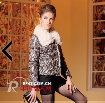 思媚秀女装冬季时髦大翻领，穿出精致小脸！