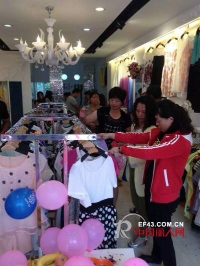 曼言女装火力全开再创新高 沈阳康平店盛大开业