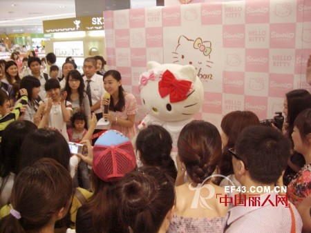 凯蒂猫-HelloKitty