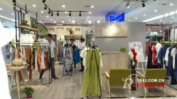 加盟纯粹女装怎么样 纯粹女装河南周口店盛大开业