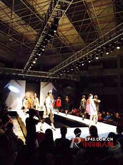 文果怡彩2015秋冬新品发布会完美落幕