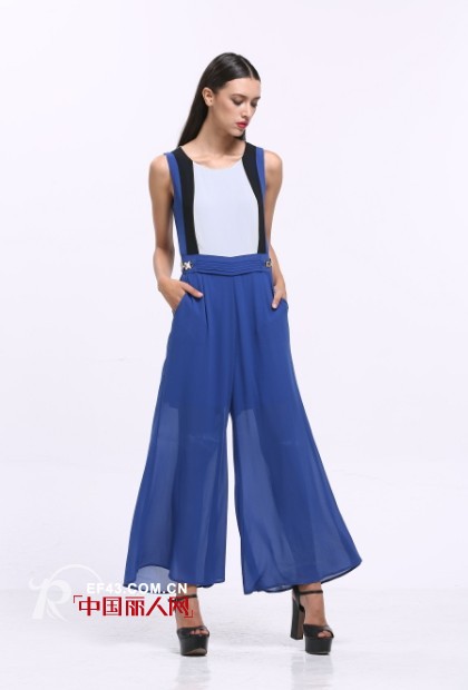 雪纺阔腿裤搭配 夏季阔腿裤配什么上衣