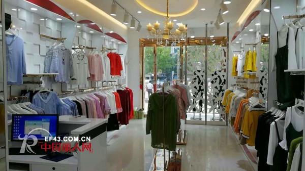 九月新店，祝贺金蝶茜妮新店盛大开业