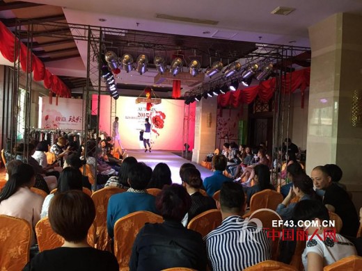 2015年艾利欧秋装二次订货会在武汉圆满结束