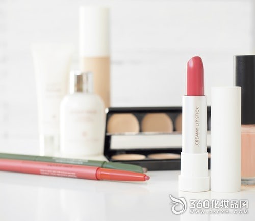 Lips suitable for thick lips, thick lips, what color lipstick looks good