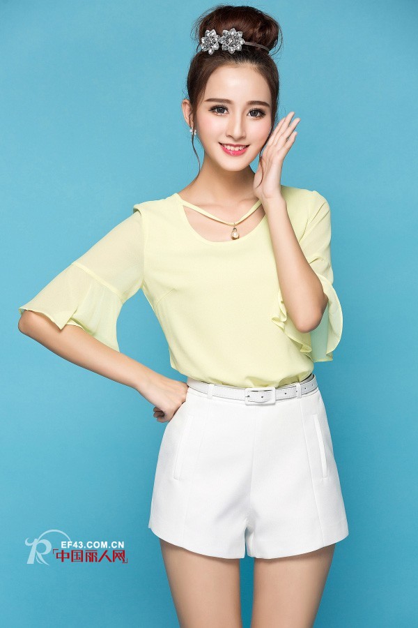 清新甜美女生穿什么 夏天减龄穿搭