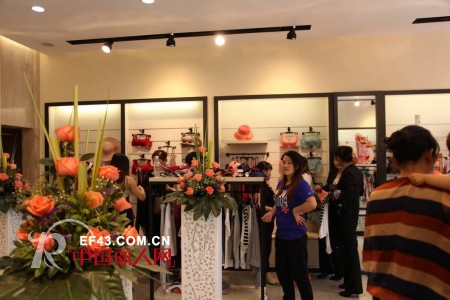 时尚风暴席卷温州&nbsp; 37&deg;Love苍南旗舰店盛装开幕