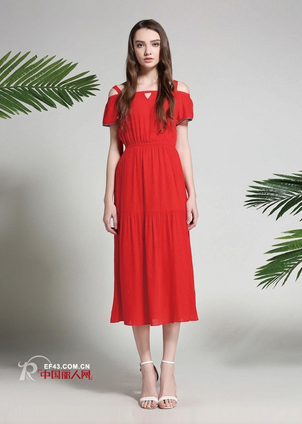 结婚新娘礼服选什么样的好看 新娘红色礼服长款还是短款好看