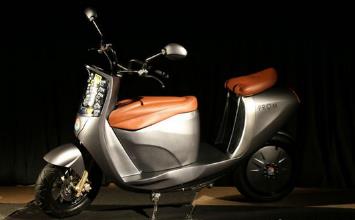 Thai Etran wants to change traffic through 3D printing electric motorcycle