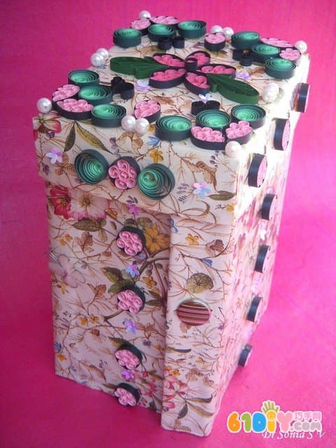 Handmade folding jewelry box